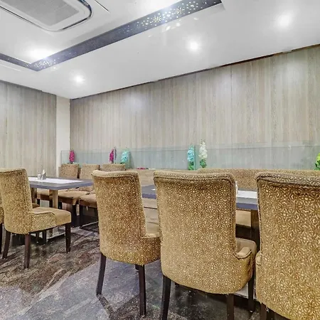 Capital O Hotel Gravity Near Nexus Hyderabad
